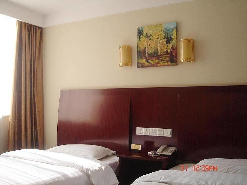 Greentree Inn- Linyi Bus Station Branch Kültér fotó