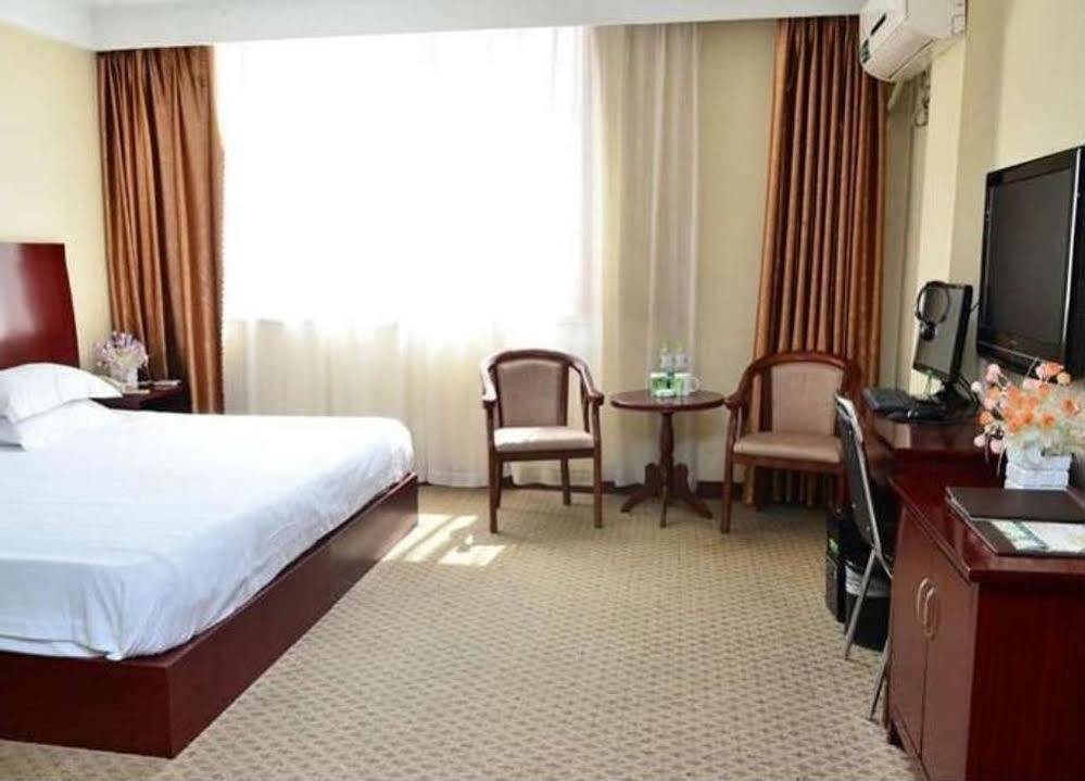 Greentree Inn- Linyi Bus Station Branch Kültér fotó